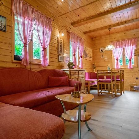 Chalet House Olga 크르니 루그 외부 사진